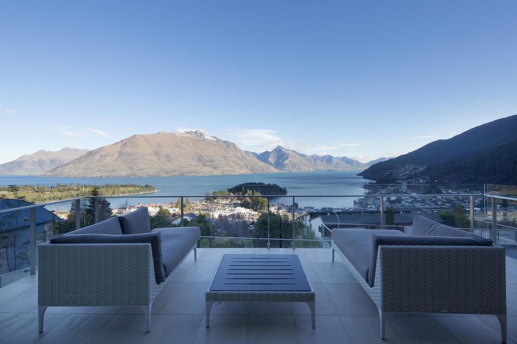 Villa De Luxe, A Relax It'S Done Luxury Holiday Home Queenstown Exterior photo
